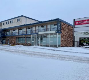 A photo of the Thriftlodge by Wyndham motel on 1009 Albert St., Regina.