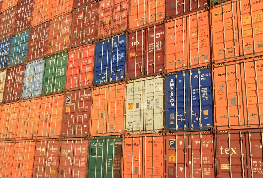 A photo of an array of shipping containers.