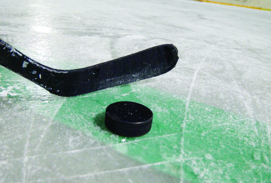 An update on the good ol’ hockey game. The Carillon